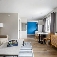 Downtown Newly Remodeled Apartment | AC | Beach |