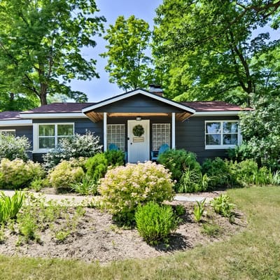 Elk Rapids Bungalow